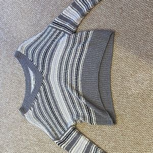 American eagle cropped sweater
